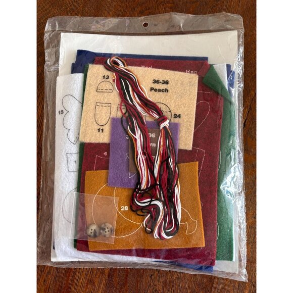 Janlynn Angel Christmas Stocking Felt Appliqué Kit #36-36 By Holly Witt NEW KIT - Picture 6 of 11